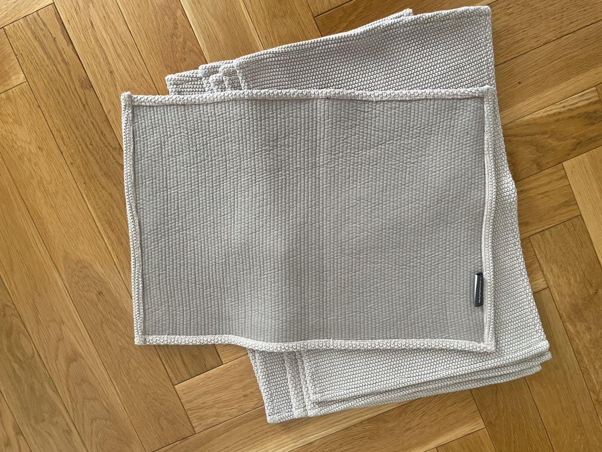Migros Altra biancheria da tavola: 6 beige Tischsets von Migros – Usato da Zürich venduto da katidust 1