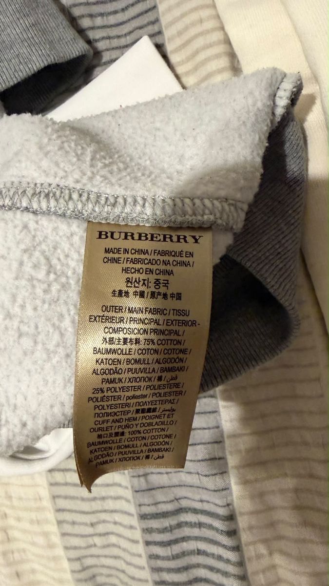 Burberry Pullover & Sweatshirts: Felpa con cappuccio Burberry – Gebraucht aus Balerna von kil_gx6d 3