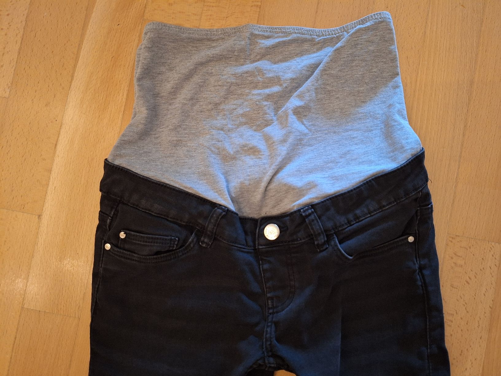 Pantaloni: schwarze Umstandshose in Gr. 36 – Usato da Oberrieden venduto da smarties949 1