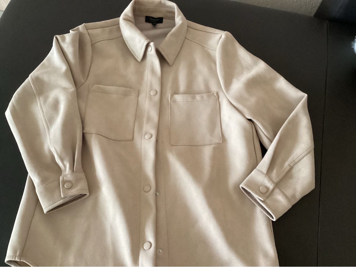 Camicette: Schöne Oversized-Bluse / Hemd im Wildleder-Look, Gr. M – Nuovo (secondo la descrizione) da Cham venduto da Lanza08 1