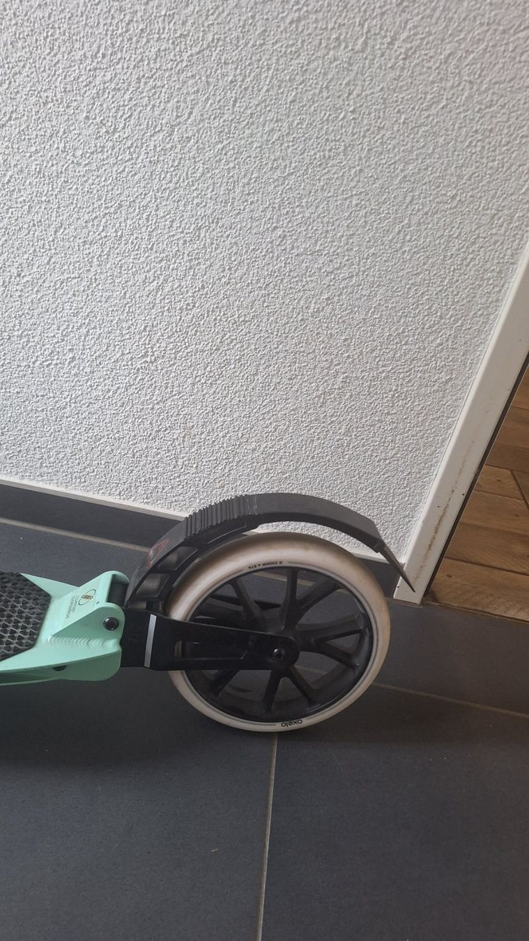 Kickboard: Qualitätzkickboard Declaton – D'occasion à Attinghausen par adittM4a 2