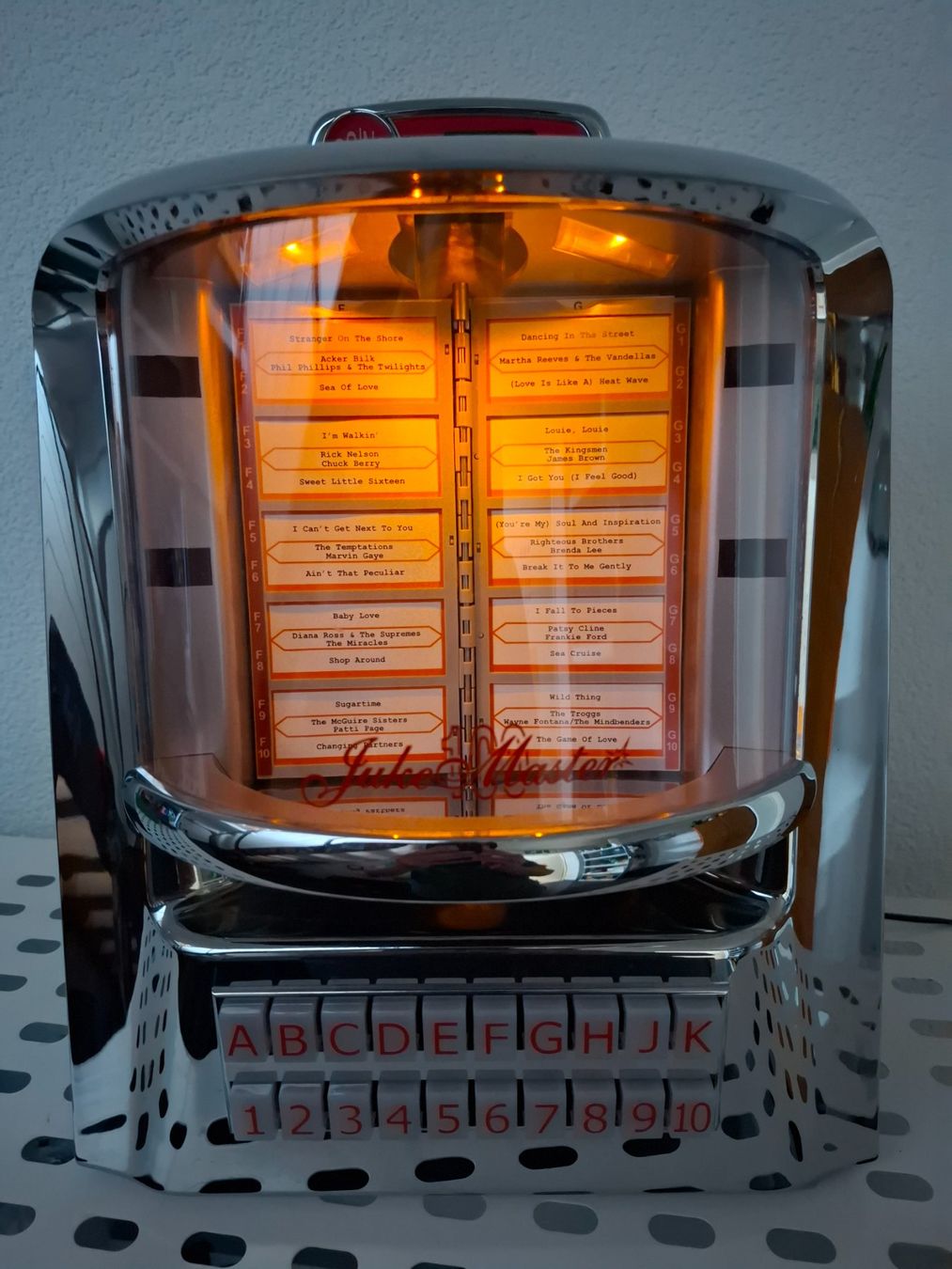 Musiktruhen: Jukemaster 100 – Gebraucht aus Niederbipp von Seiman1 5