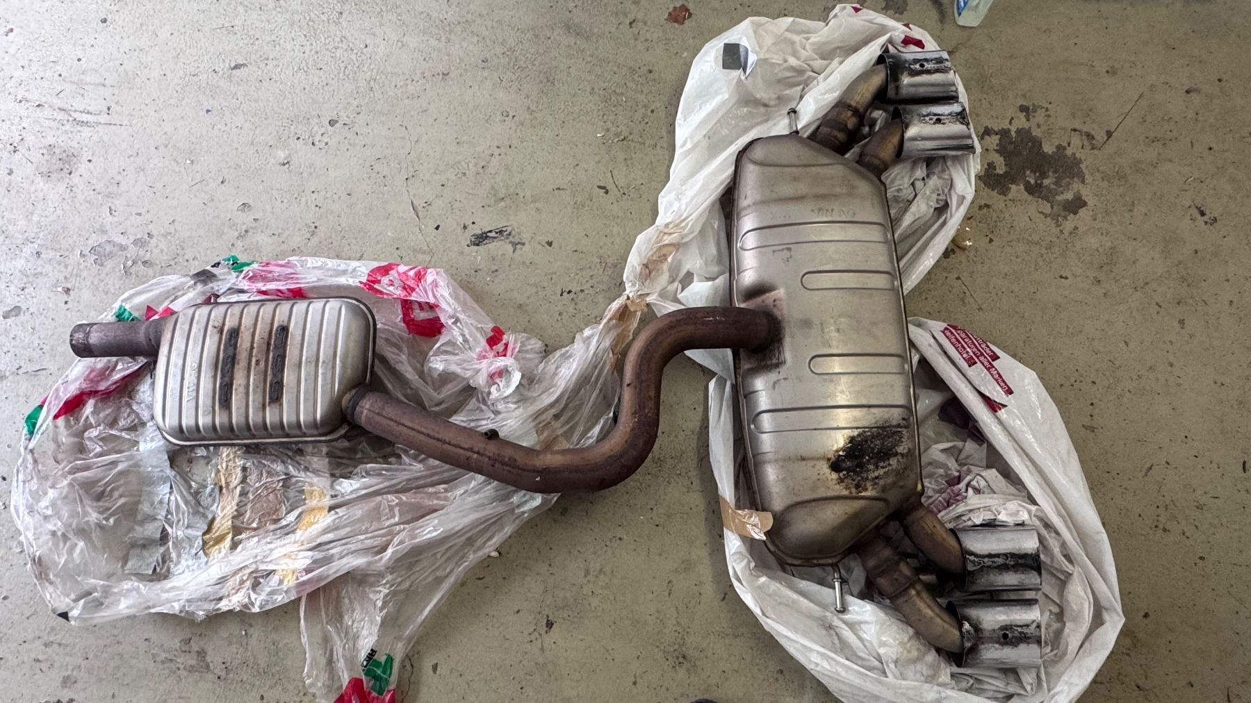 Volkswagen Sistemi di scarico: Auspuffanlage Golf 7R gebraucht – Usato da Wolfhausen venduto da ResalePoint 1