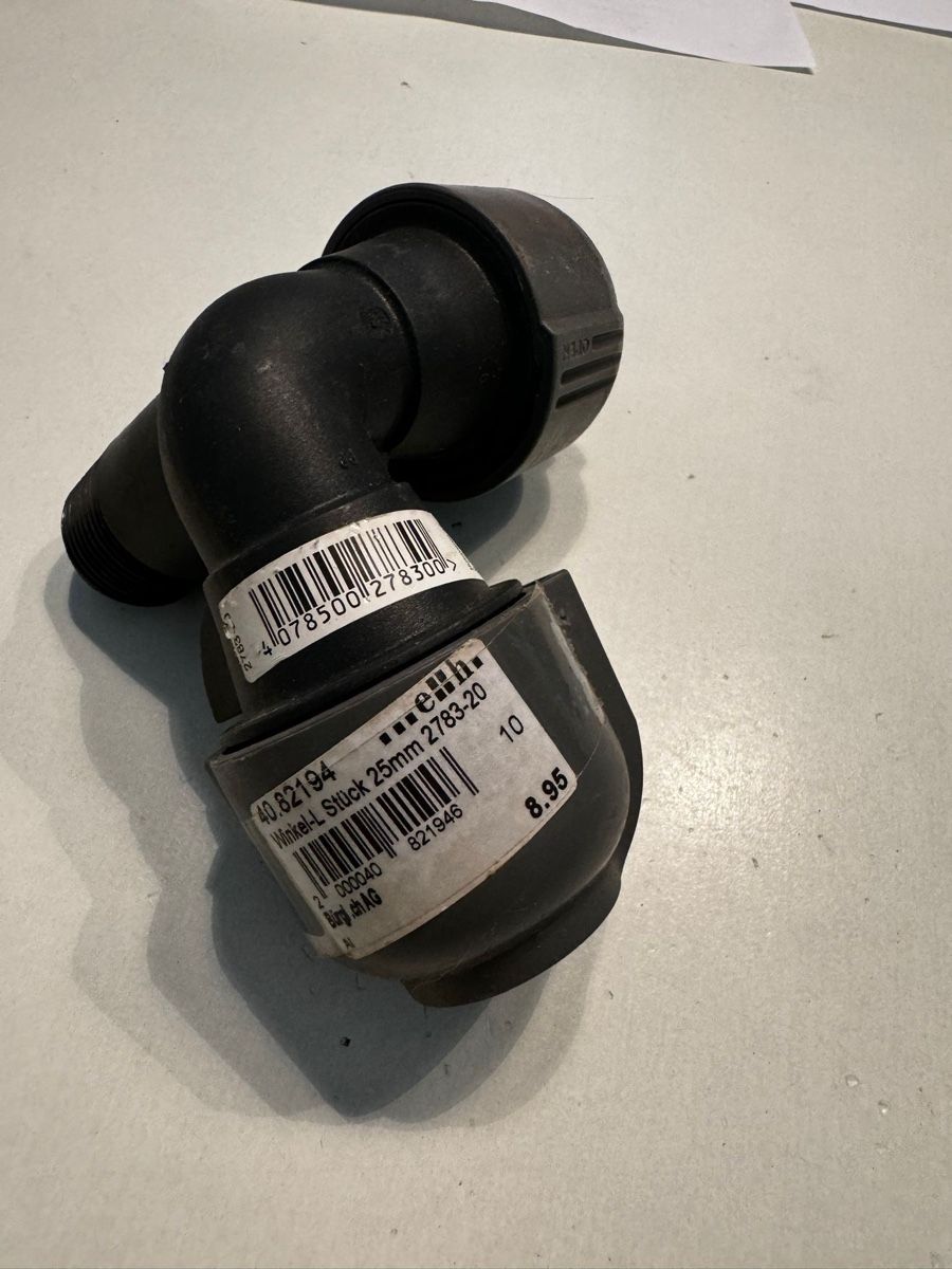 Gardena Tutti gli attrezzi: Gardena Winkel L-Stück – Usato da Egg b. Zürich venduto da Brocki_Insel_Egg 2