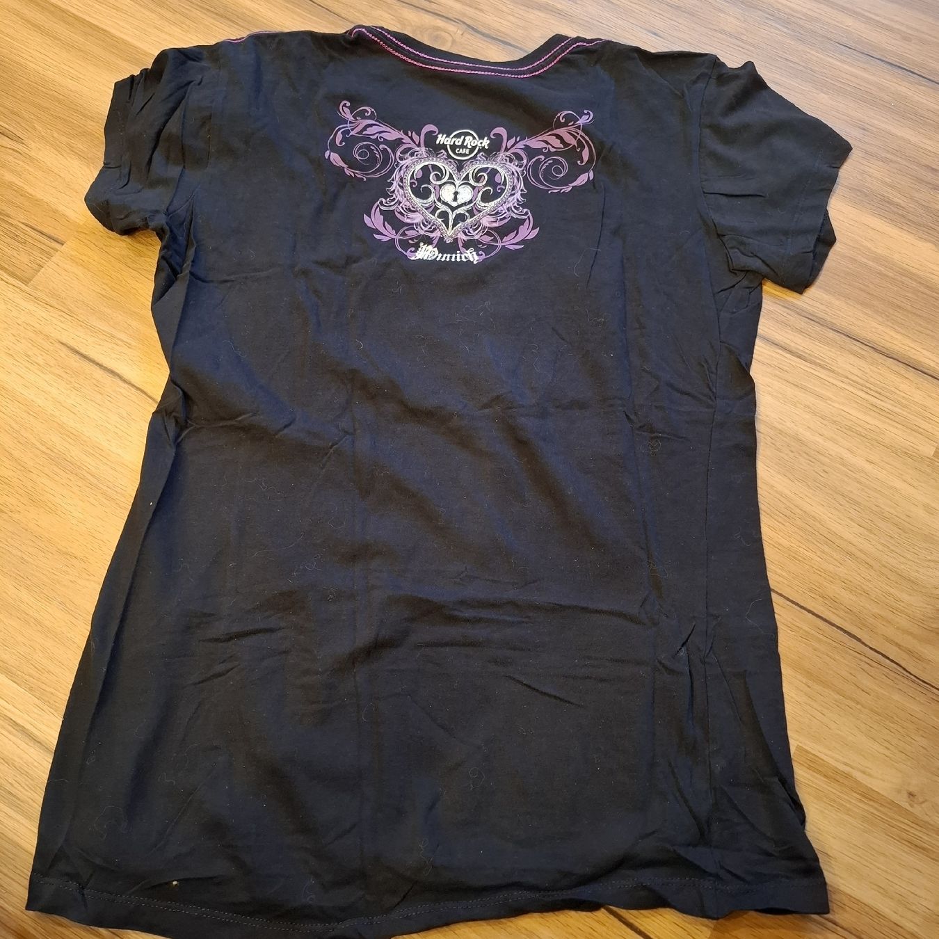 Hard Rock Cafe T-shirt: Hard Rock Couture T-Shirt  – Usato da Ettenhausen TG venduto da Gismolio 1