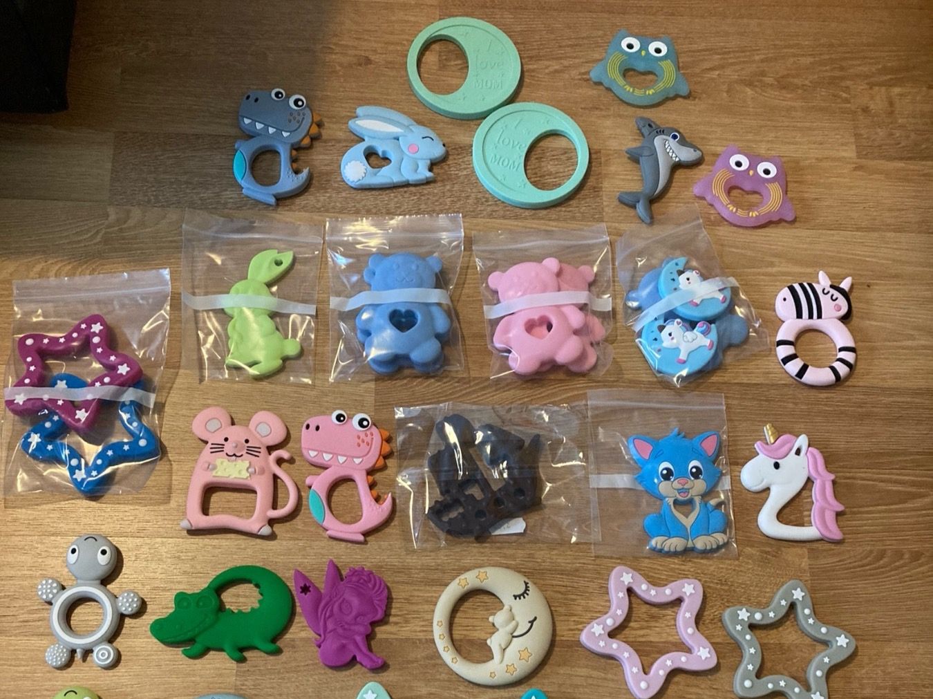 Nuggis & Nuggiketten: Baby Beissringe 28 Stk. Nuggikettenmaterial – Neu (gemäss Beschreibung) aus Emmenbrücke von JJ_89