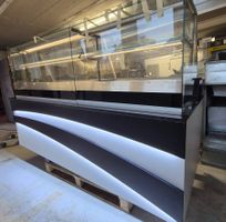 Nur 6 Monaten gebrauchte Warm Vitrine, top zustand wie neu.