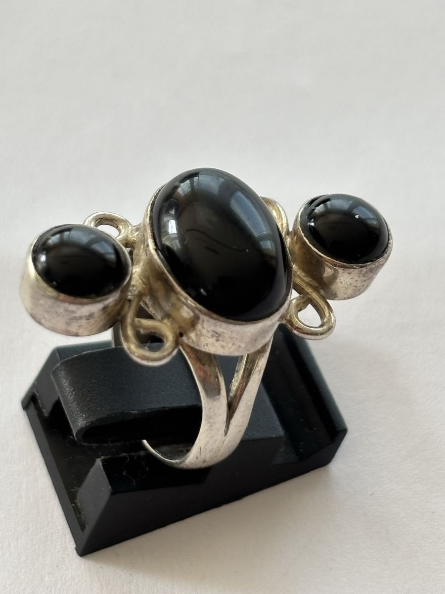 Anelli: Silberring Onyx 3-Steine  925  – Usato da Langnau am Albis venduto da flusspflege 3