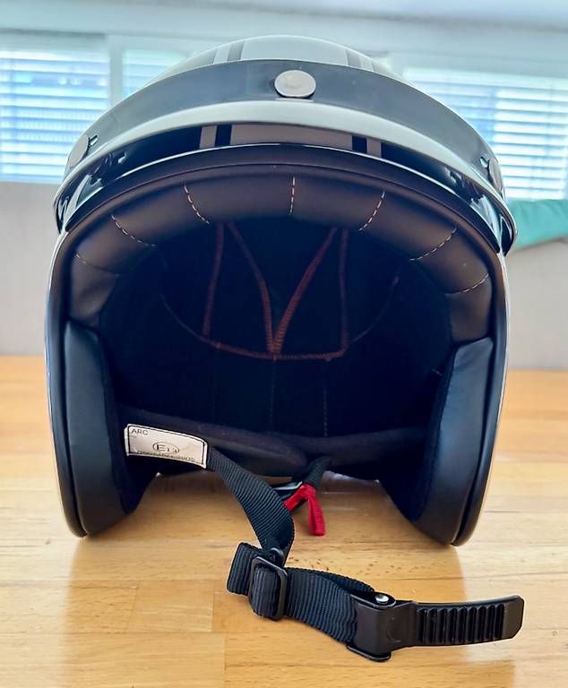 Casques & visières: casque moto/scooter – D'occasion à Pieterlen par leothi01 3