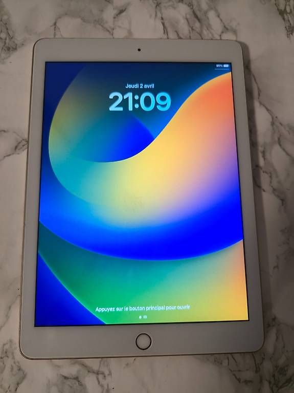 Apple Tablet PC: iPad  | 128GB | Wi-Fi – Usato da Renens VD venduto da MTD2211 1