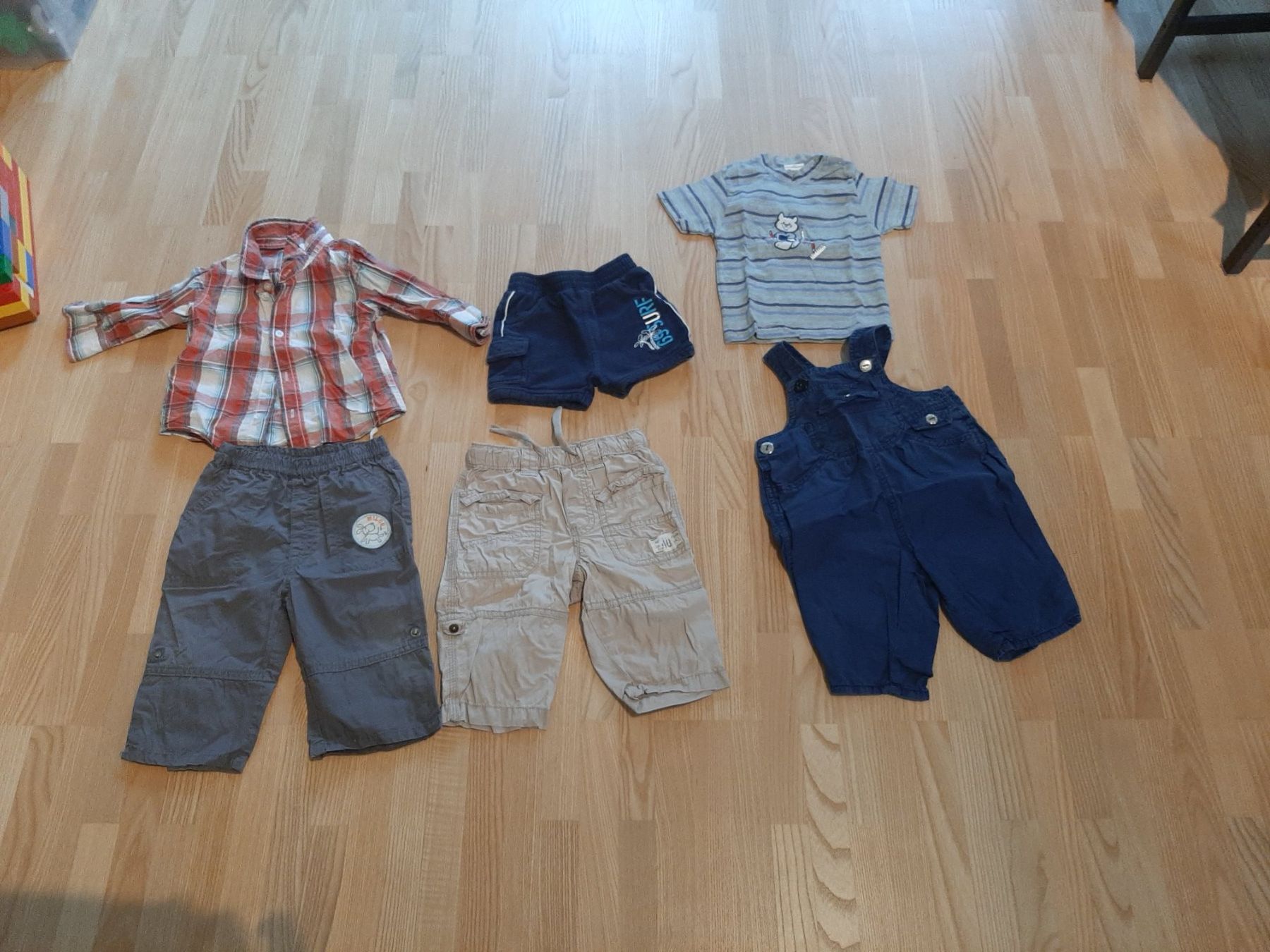 H&M Lotti & Set di vestiti: Praktisches Kleiderpaket Gr. 68 – Usato da St.Gallen venduto da sim_2thg 2