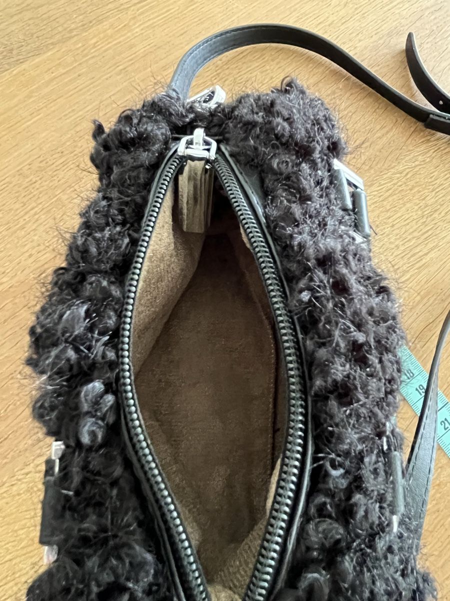 Borse da donna: Mini Felltasche schwarz – Usato da Herrenschwanden venduto da Kamel1 3