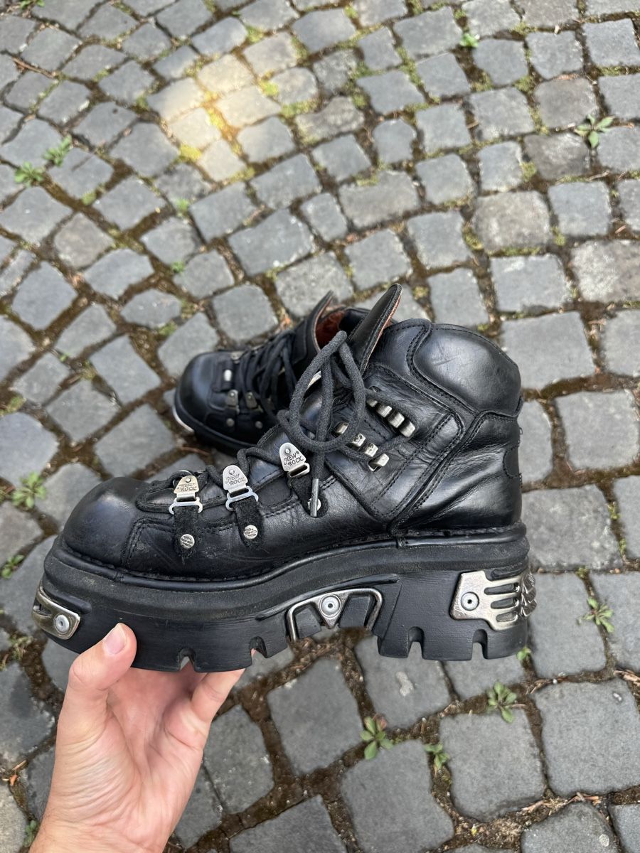New Rock Scarpe da uomo: New Rock M-220-C2 Black Leather Platform Boots EU 42 Gothic – Usato da Effretikon venduto da rus_2l2p 3