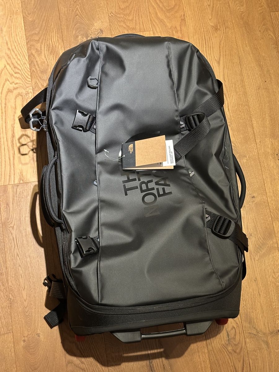 North Face Valigie: NEW North Face Base Camp Rolling Thunder 28´´ trolley bag 95 – Nuovo e nell'imballaggio originale da Neuheim venduto da ory2022 1
