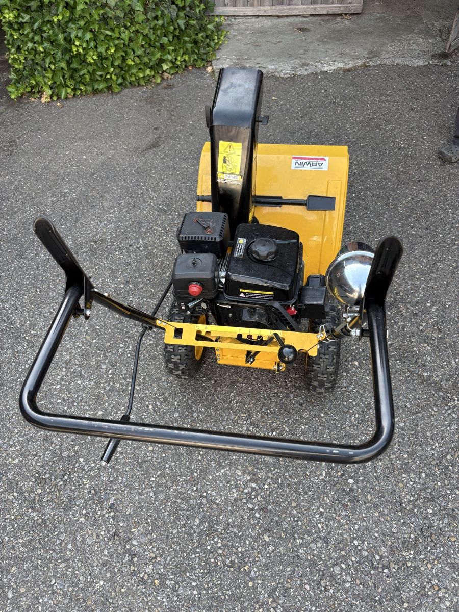Sgombero neve: Motorschneefräse SF-6.5HPE Loncin – Usato da Adlikon b. Regensdorf venduto da Teo19 4