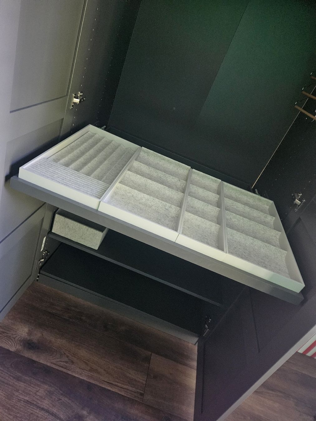 Ikea Armoires: Pax Schrank IKEA – D'occasion à Bettlach par SamySimu 2