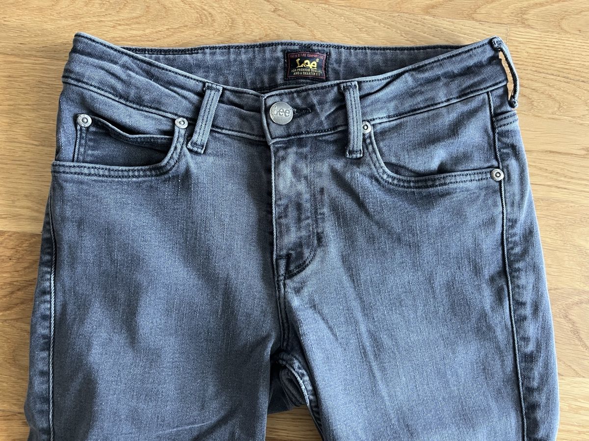 Lee Jeans: Lee Scarlett Jeans, W27/29, grau – Gebraucht aus Frauenfeld von heyLani 1