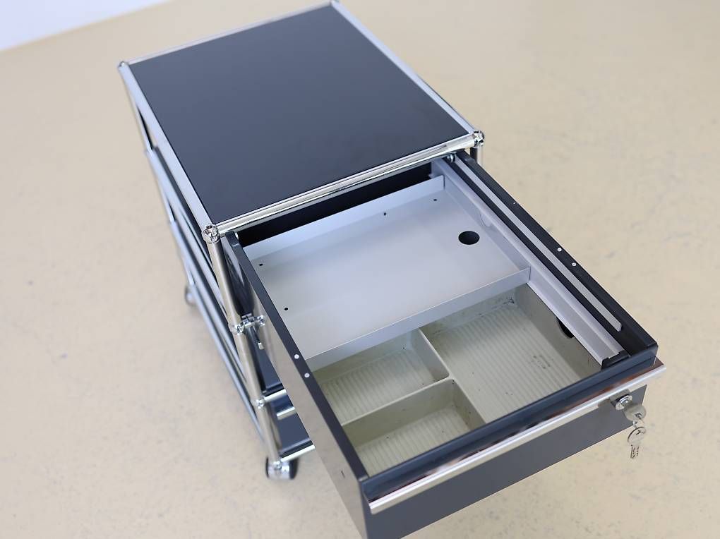USM Korpus: USM Haller Rollcontainer Anthrazitgrau – Gebraucht aus Meinisberg von atelier_TILIJA 5
