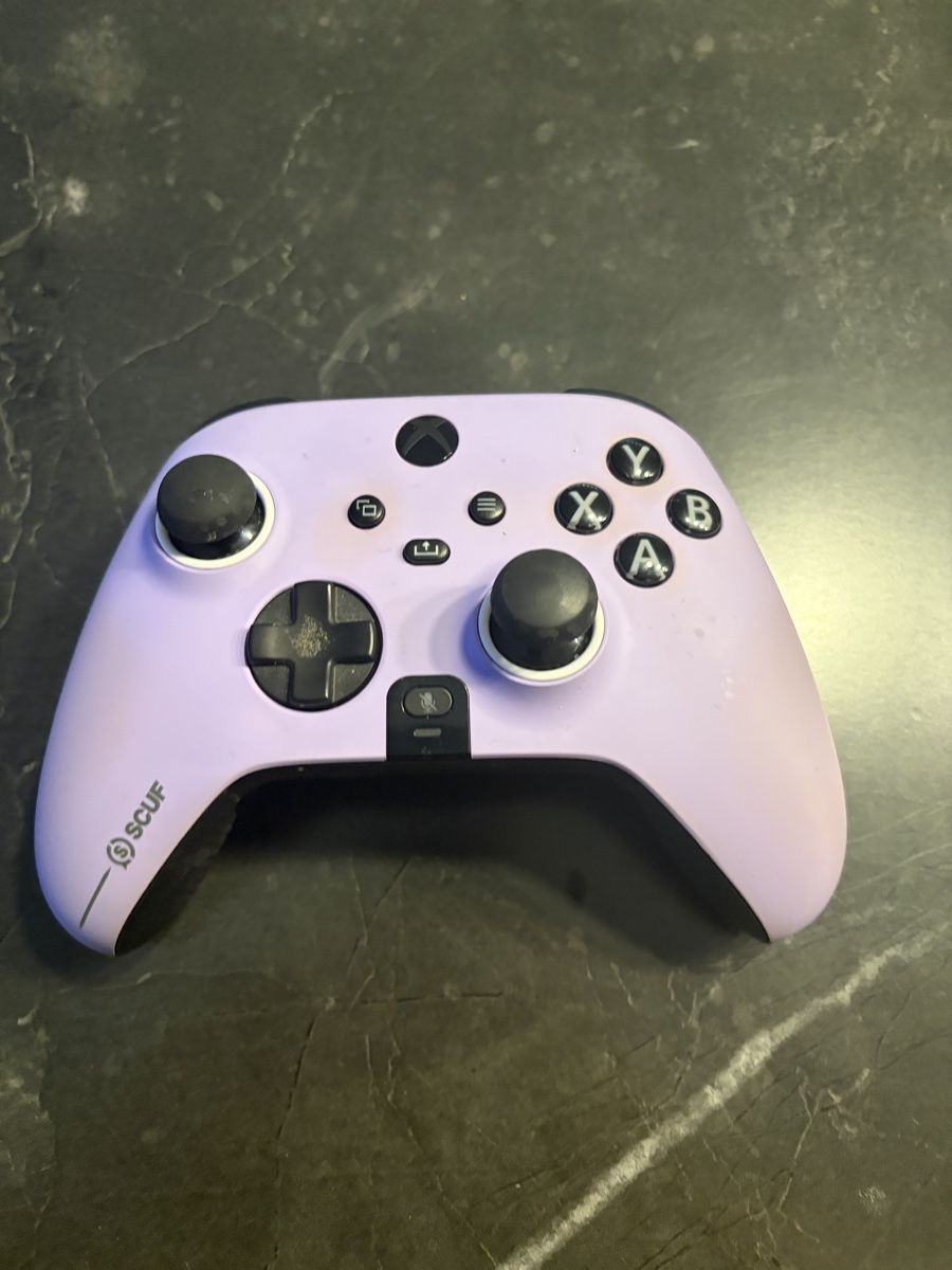 Manettes: Scuf Controller Teilweise defekt – D'occasion à Oeschgen par san_s6f8