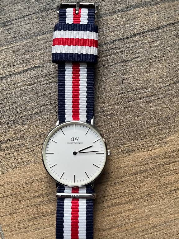 Orologi: Daniel Wellington Armbanduhr  – Usato da St. Gallen venduto da mac_8rtz