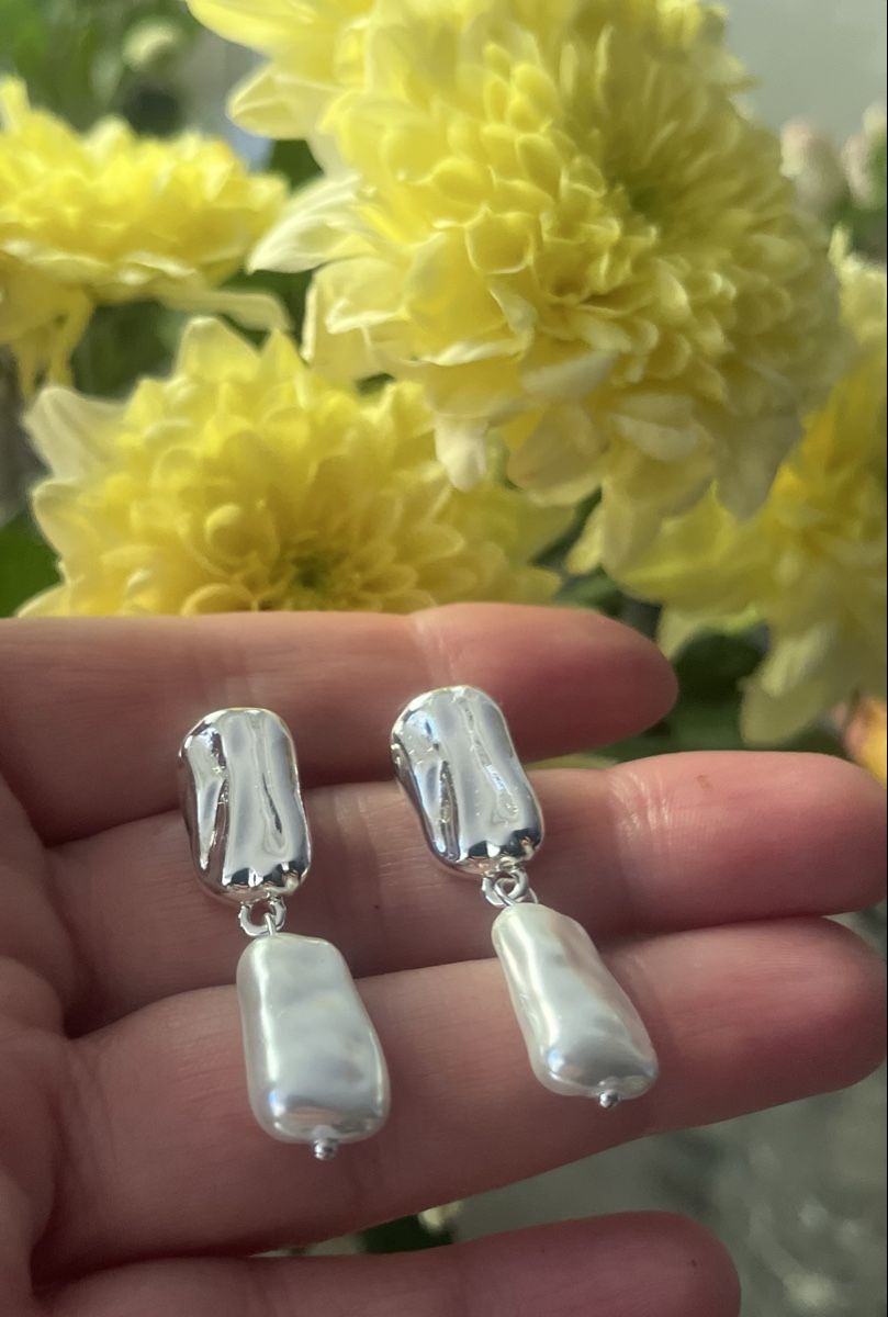 Orecchini pendenti & Orecchini a lobo: Neue Statement-Ohrringe mit Perlmutt-Anhänger 3.5cm – Nuovo e nell'imballaggio originale da Möhlin venduto da mil_h55x 6