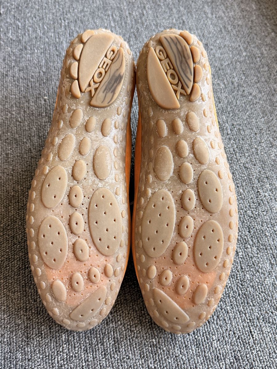 Geox Scarpe da uomo: Geox chaussures unisexe taille 41 orange – Usato da Bulle venduto da LeMoleson 5