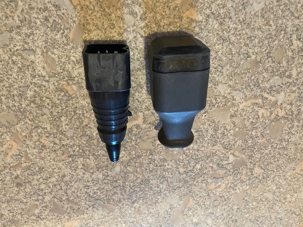 Stecker: Stecker & Kupplung J 15 5 polig – Gebraucht aus Huttwil von Bolpa 5