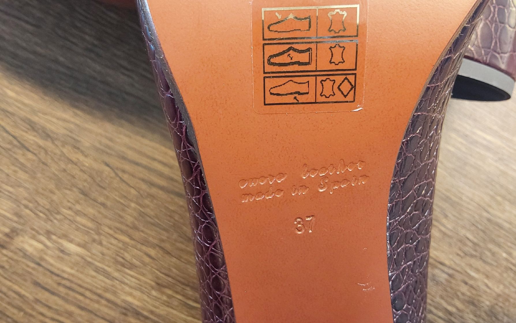 Chie Mihara Scarpe da donna: Maryjane Schuhe Chie Mihara 37 braunrot neu – Nuovo e nell'imballaggio originale da Köniz venduto da scopello12 7
