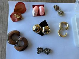 7 Ohrenclips/ Stecker