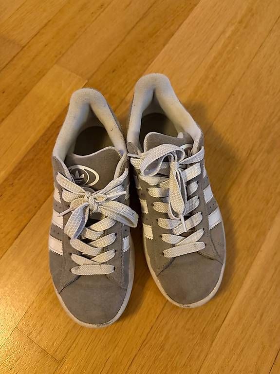 Adidas Scarpe da donna: Adidas Campus Größe 38, Farbe grau – Usato da Zürich venduto da FamilieSki 4