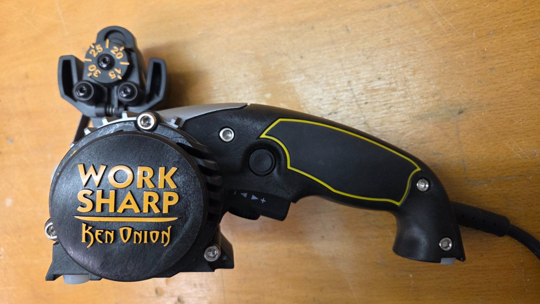 Work Sharp Smerigliatrici & Lucidatrici: Worksharp Ken Onion Edition – Usato da Rupperswil venduto da Baumtree