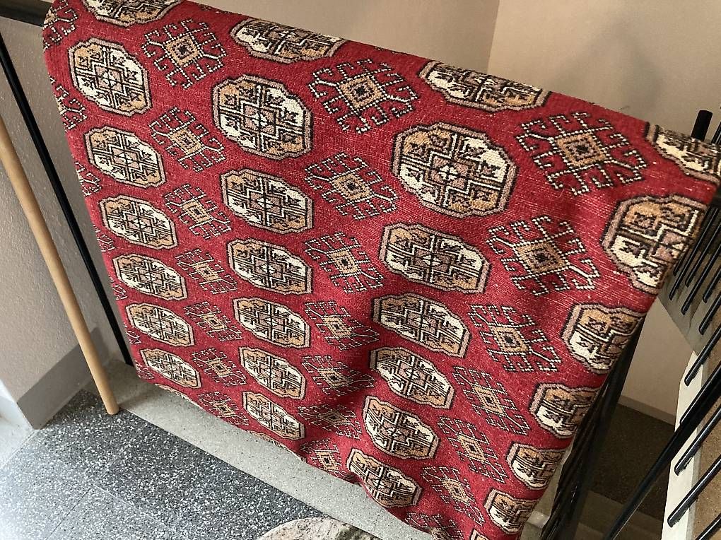 Tappeti: Orientteppich (Bokhara) – Usato da Schwändi GL venduto da Blacklife 3