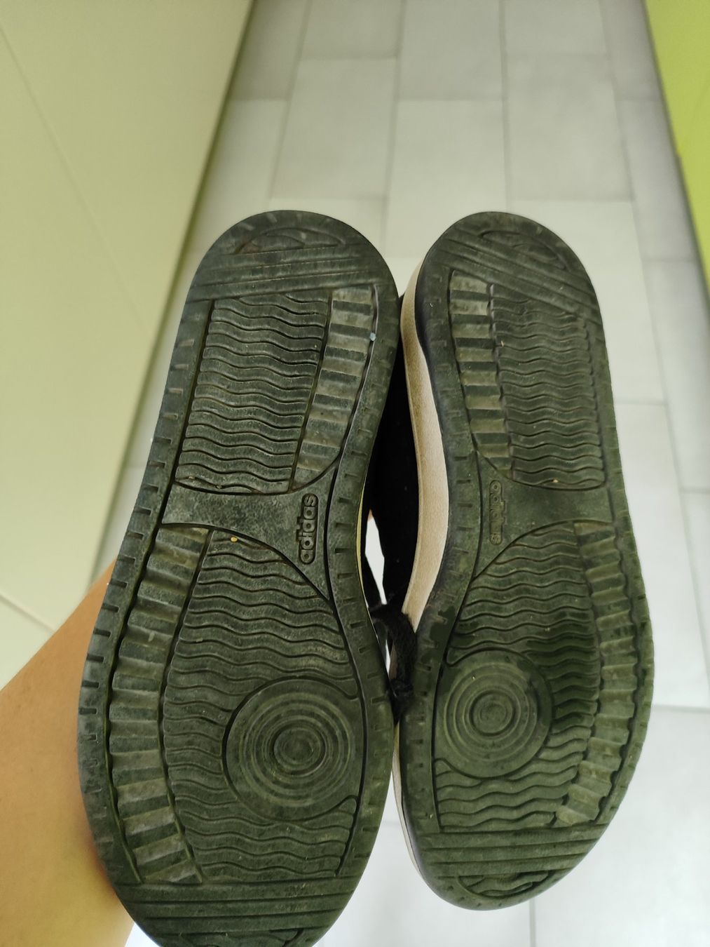 Adidas Herrenschuhe: Adidas Sneakers, Turnschuhe Gr. 34 – Gebraucht aus Seon von Mandes1 5