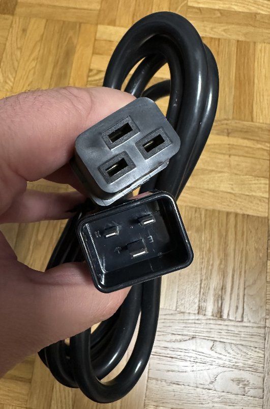 Kabel: Rallonge - Câble C19 - C20 – Gebraucht aus Morges von jjoo