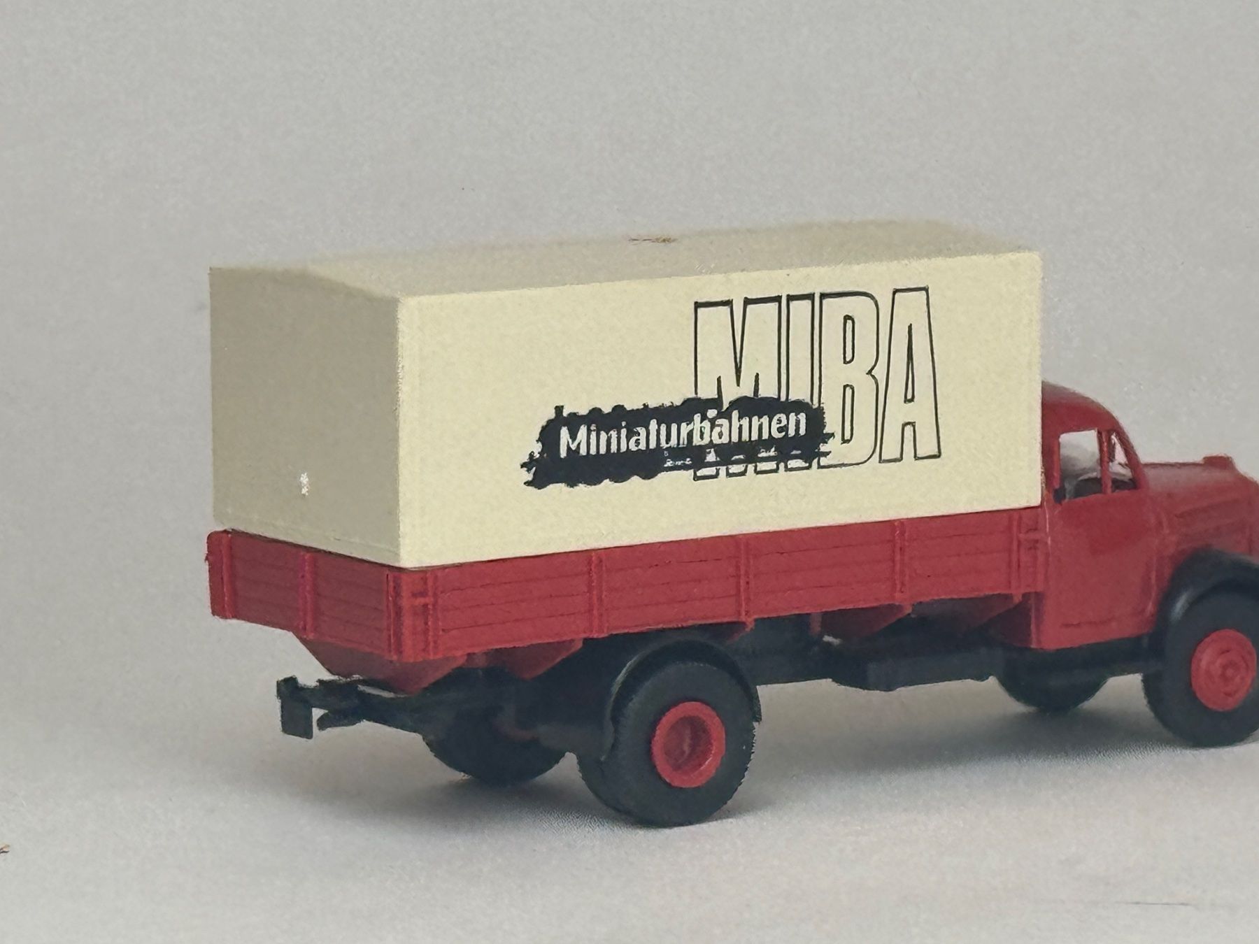 Brekina Modellini d'auto: GB- Brekina Borgward Pritsche Miba – Usato da Elm venduto da Wikmtz 1