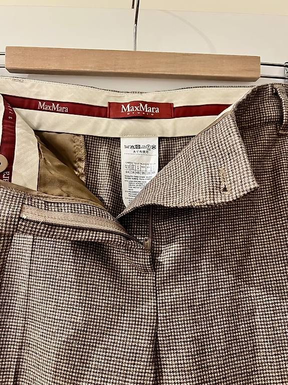 Pantaloni: Pantalon en laine Max Mara – Usato da Rolle venduto da cal_tk28 2