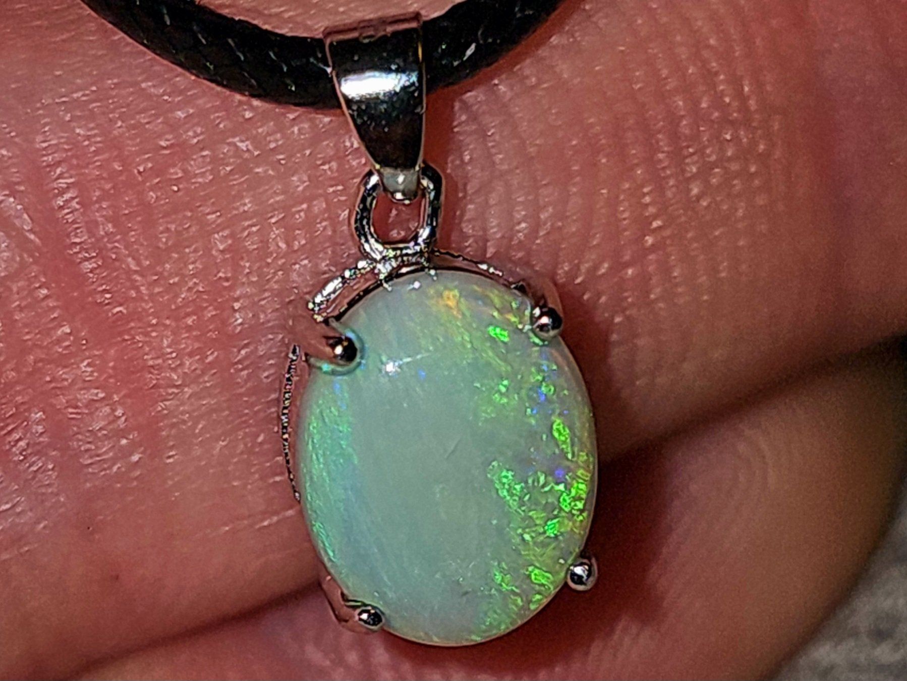 Pietre preziose: Natürlicher Australischer Opal Silber-Anhänger – Nuovo e nell'imballaggio originale da Uerkheim venduto da Winwinner 1