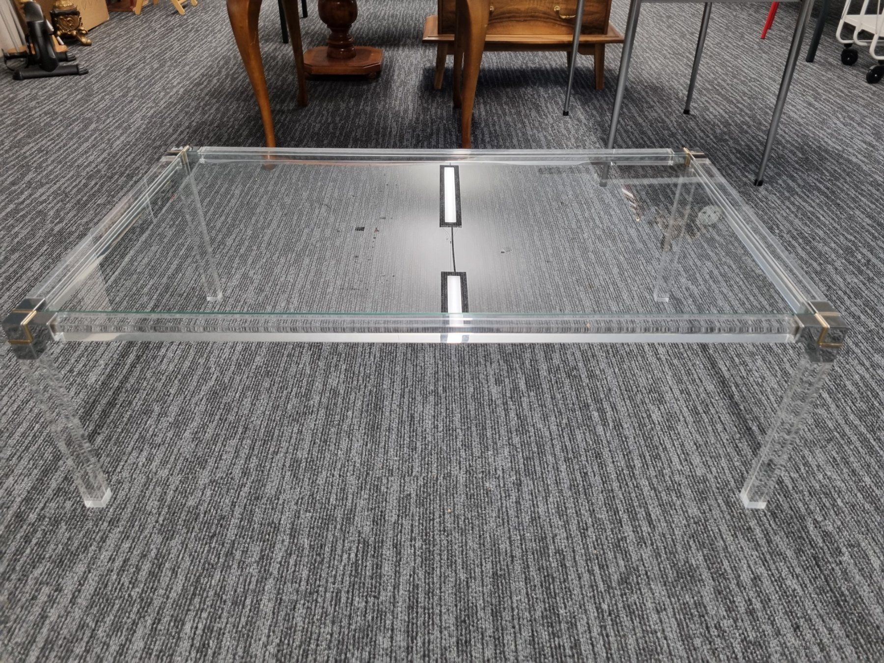 Tavoli: Edler Acryltisch mit Glasplatte, Regency-Stil, 70x120 cm – Usato da Lenzburg venduto da freedomky 3