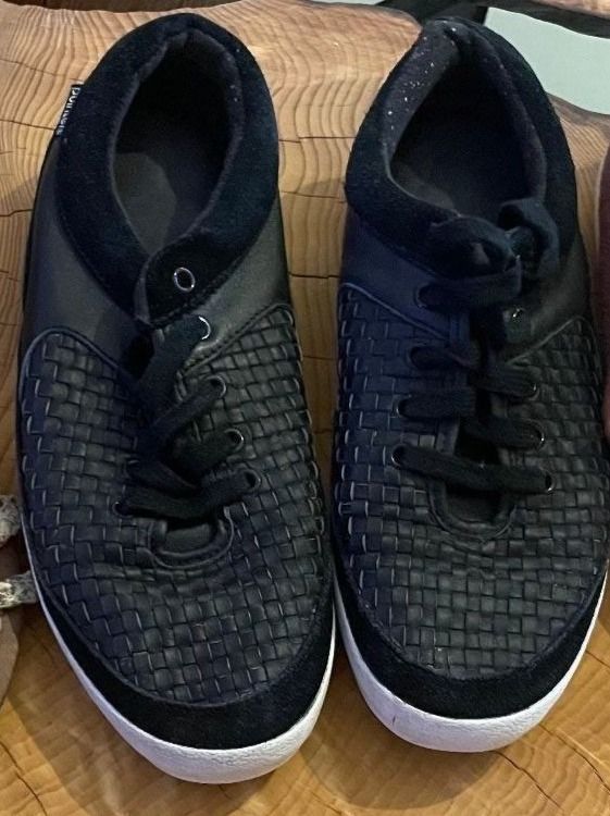 Scarpe da donna: Sneaker aus schwarzem Leder Gr. 38.5 / Baskets cuir – Usato da Zürich venduto da AnnaSa 1