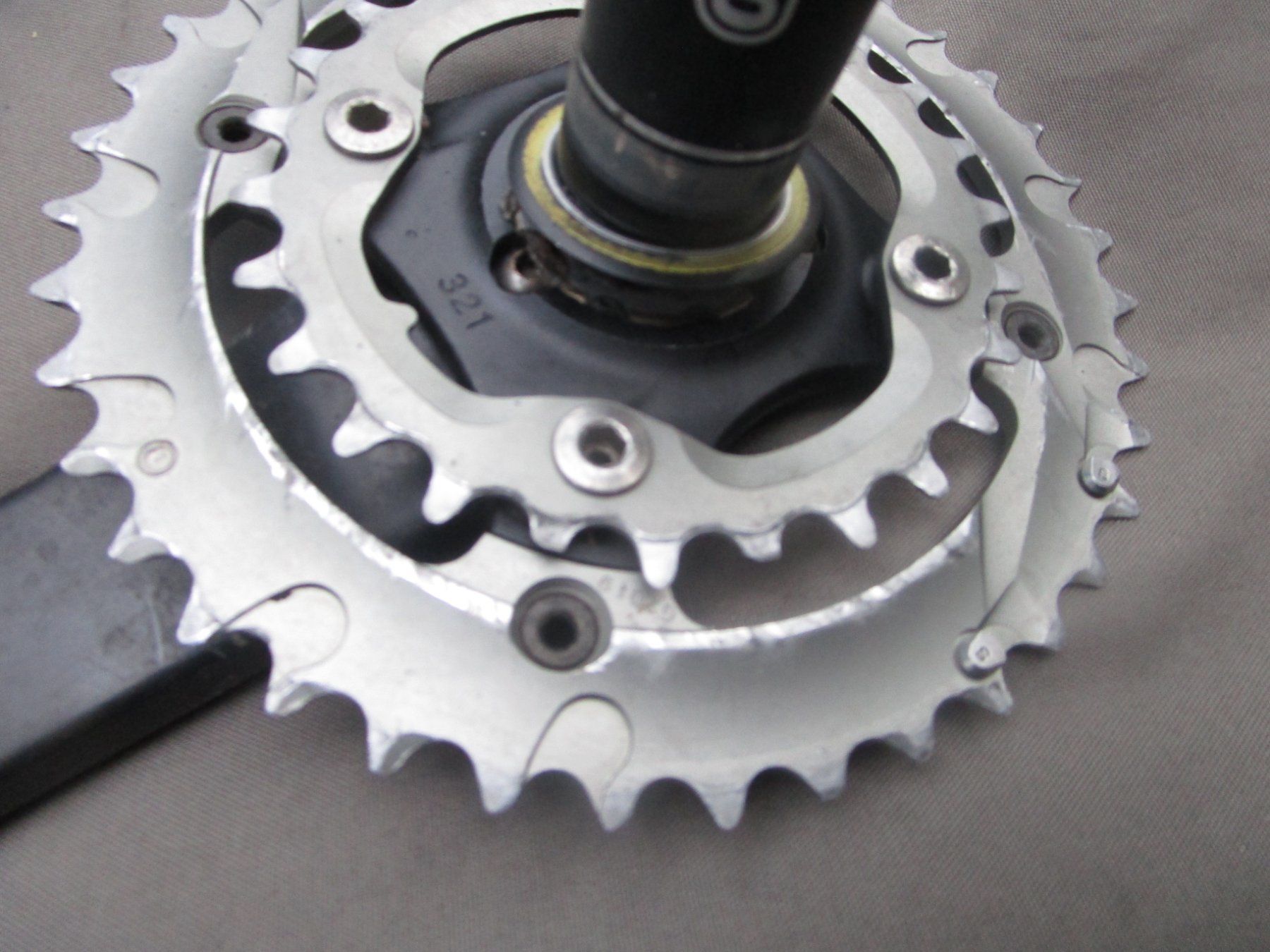 Pezzi di ricambio: SRAM BB30 MTB Kurbelgarnitur – Usato da Ottikon venduto da Locomotive01 3