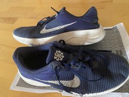 Nike Flex Experience Run 11