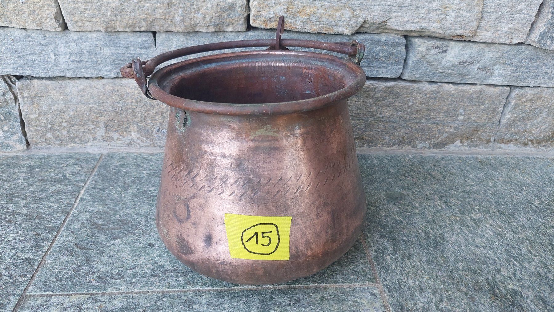 Pentole: Antiker Kupfertopf, Kupferkessel, ca. 27 cm Durchmesser – Usato da Muri b. Bern venduto da Spassholz 5