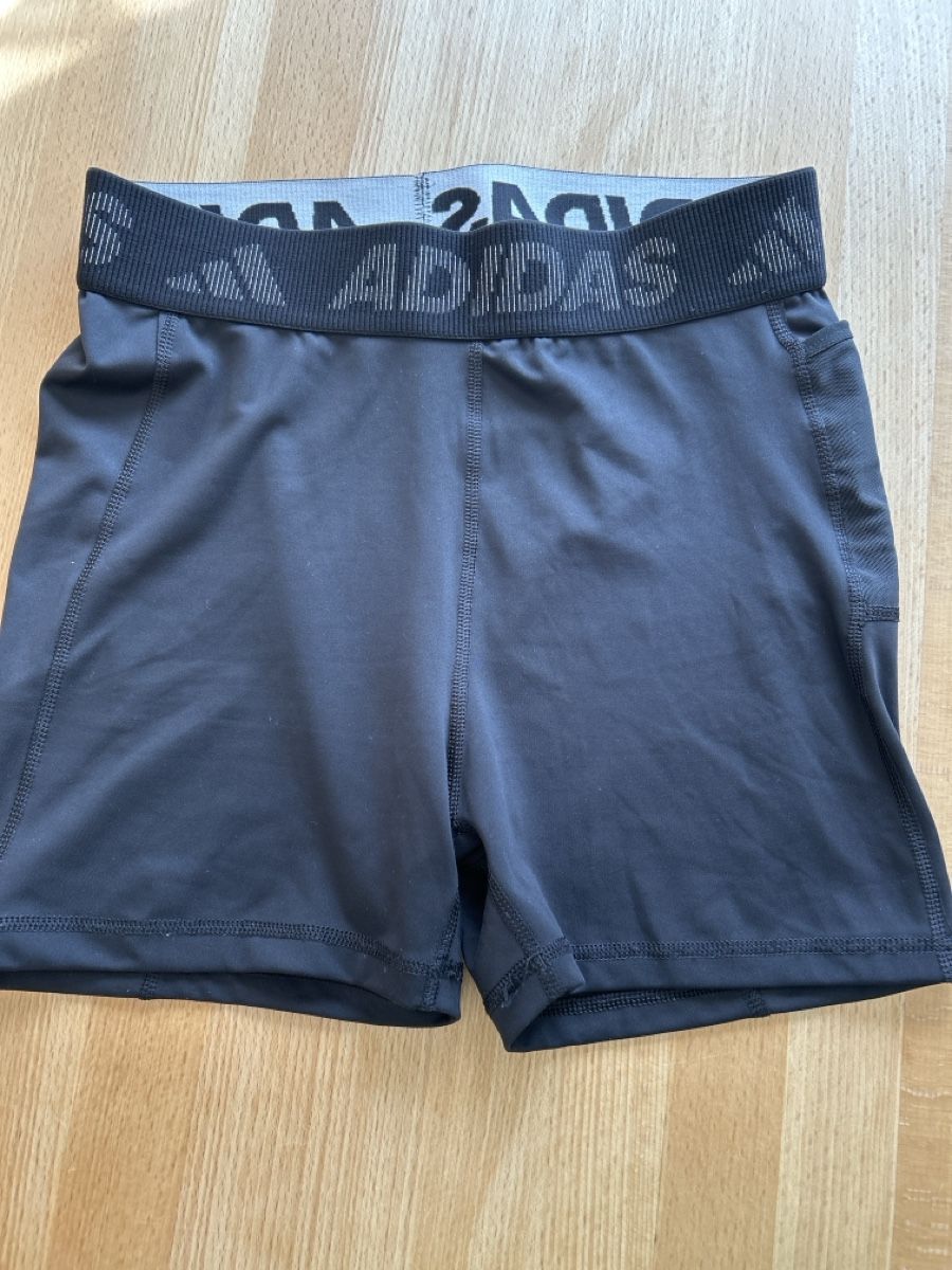 Adidas Leggings: Adidas Techfit Tights  Grösse L   – Gebraucht aus Nänikon von Amerika73