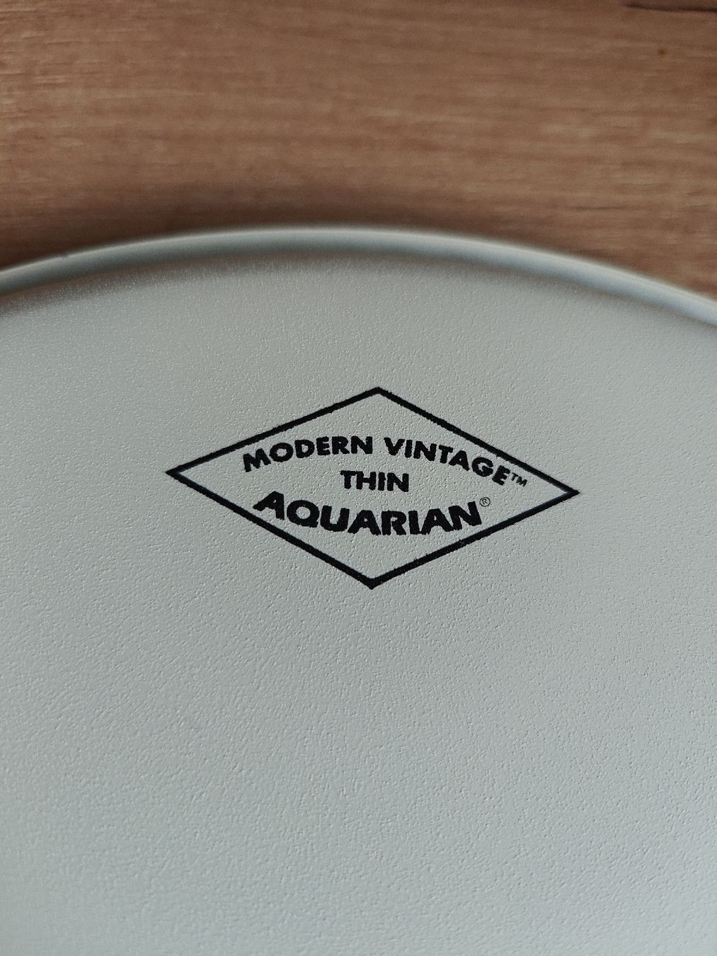 Strumenti musicali: Aquarian Modern Vintage Thin 12" Drumfell – Nuovo (secondo la descrizione) da Recherswil venduto da standingdrummer9 1