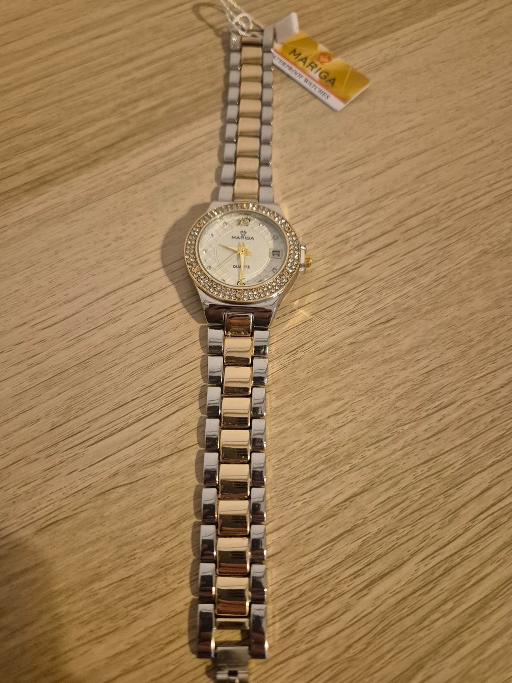 Montres: Damenuhr bicolor mit Datumsanzeige – Neuf avec emballage d'origine à Zürich par zah_967f 3