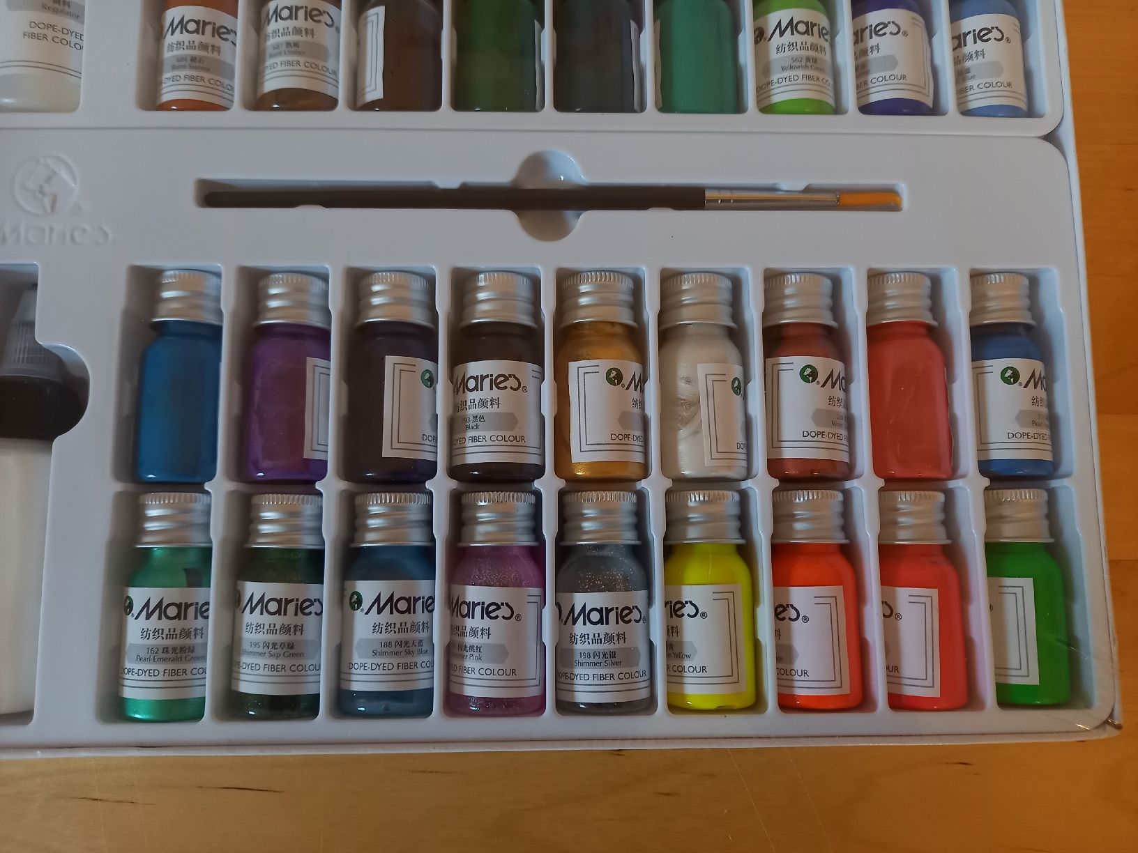 Peintures: Textil 36 Farben Set ungeöffnet  – Neuf avec emballage d'origine à Bern par Coma0001 2