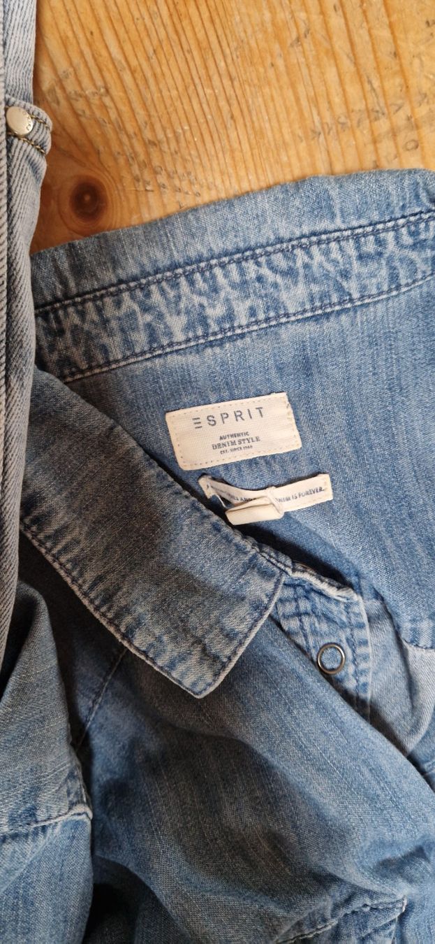 Lotti di vestiti: Kleidungsset Esprit usw., Gr L – Usato da Boniswil venduto da Cfischer0 4