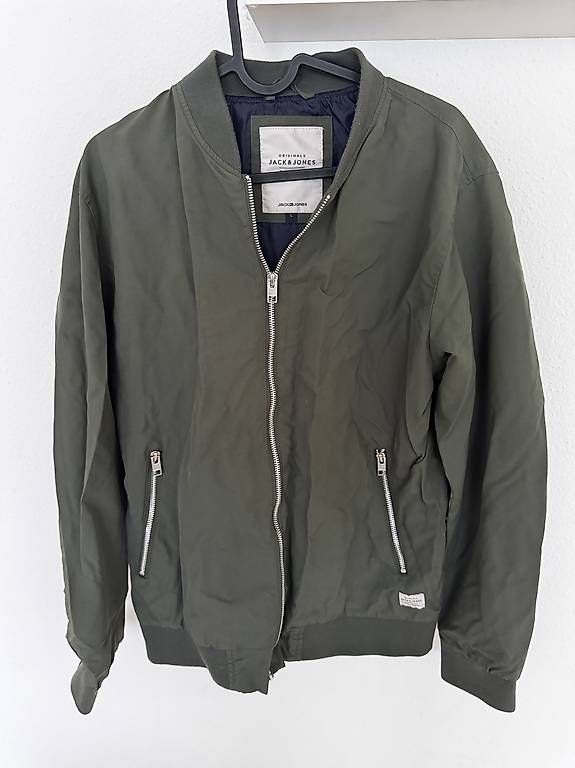 Jacken: Original Jack & Jones Jacke Herren L – Gebraucht aus Kaiseraugst von B.P.505