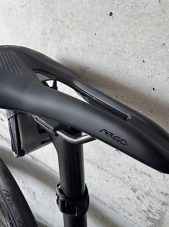 Pezzi di ricambio: Velosattel Fizik Vento 140mm – Usato da Schindellegi venduto da han_x2js 4