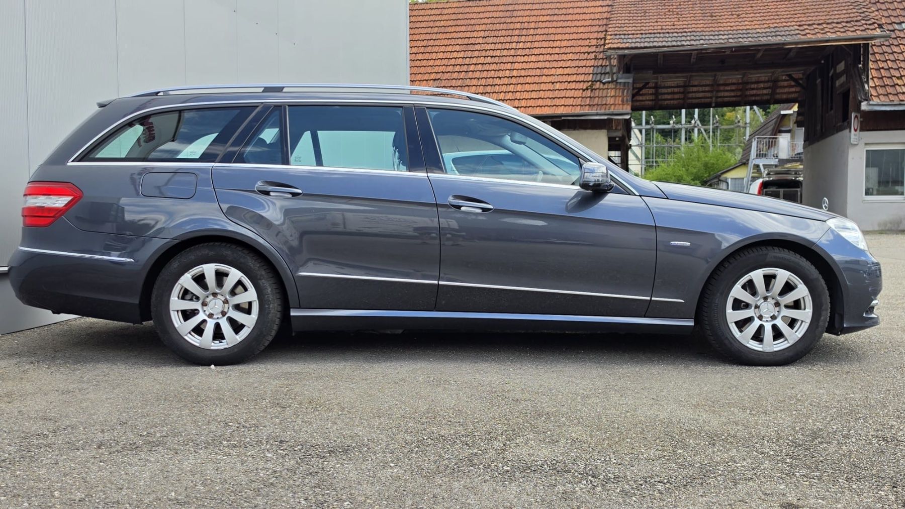 Mercedes-Benz Automobili: Mercedes-Benz E 350 CGI – Usato da Schwarzhäusern venduto da nik_tzk9 3